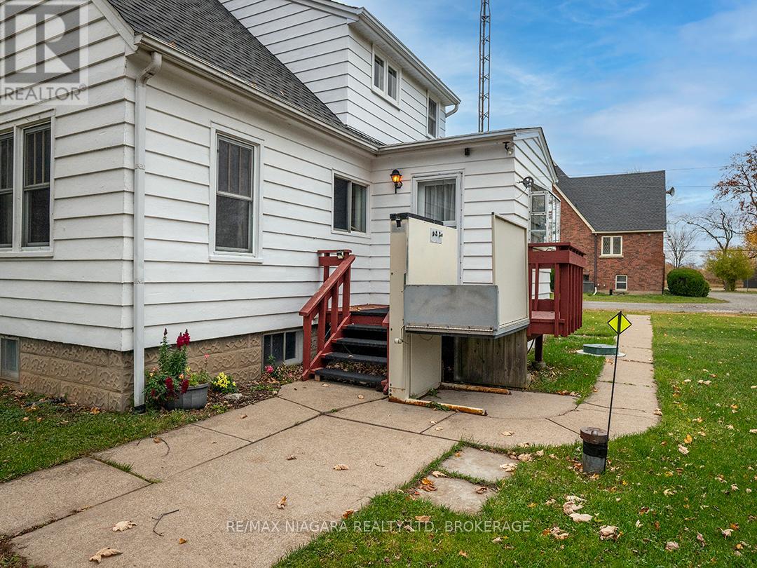 3393 Hwy 3 Road E, Port Colborne, Ontario  L3K 5V3 - Photo 32 - X12535336