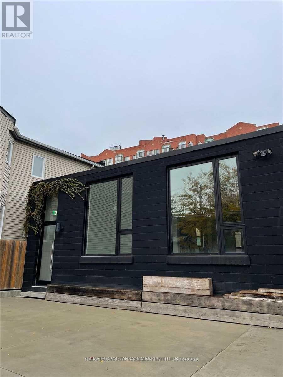 83-91b Walnut Avenue, Toronto, Ontario  M5V 2S1 - Photo 2 - C12535322