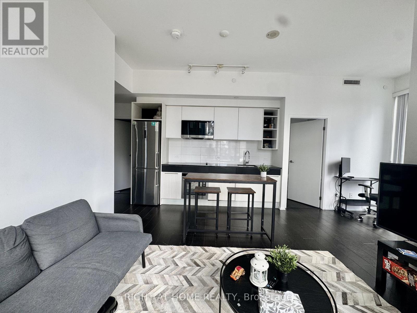 503 - 68 Shuter Street, Toronto, Ontario M5B 1B4 - Photo 3 - C12535324