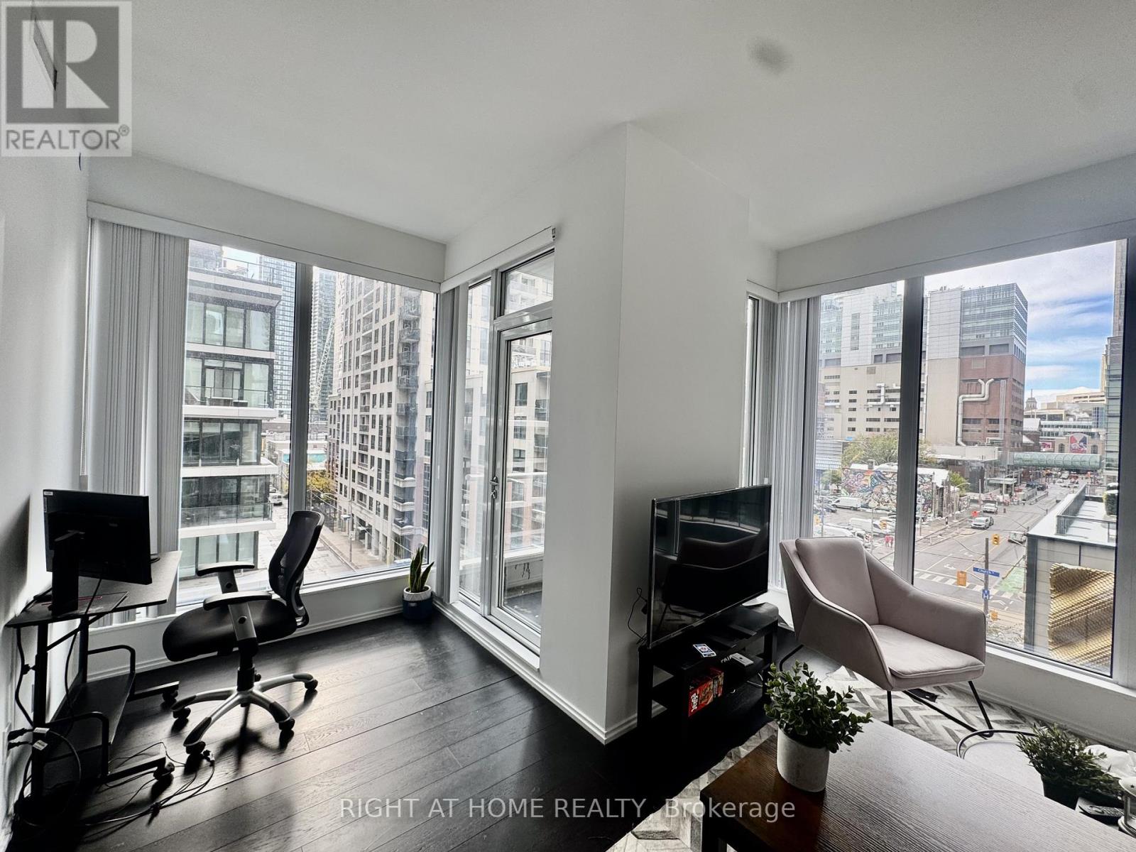 503 - 68 Shuter Street, Toronto, Ontario M5B 1B4 - Photo 4 - C12535324