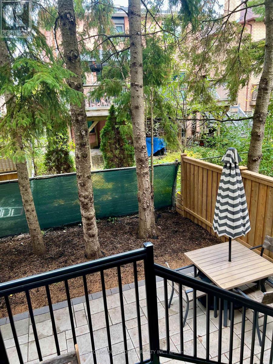 72 Causland Lane, Richmond Hill, Ontario L4S 0G5 - Photo 2 - N12533324