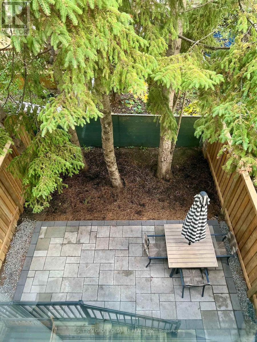 72 Causland Lane, Richmond Hill, Ontario L4S 0G5 - Photo 3 - N12533324