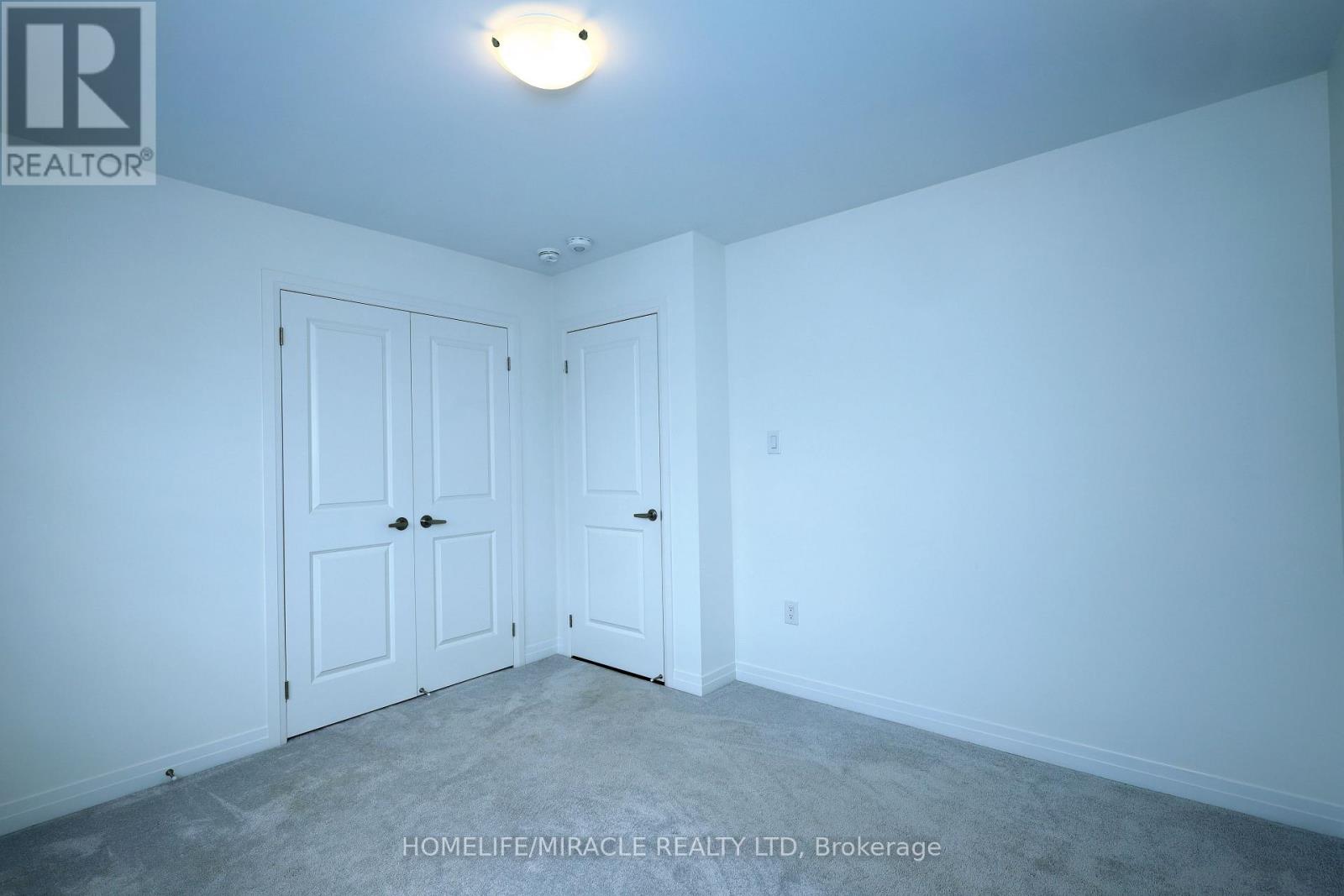 8 Copperhill Heights, Barrie, Ontario L9S 2Z4 - Photo 33 - S12535338