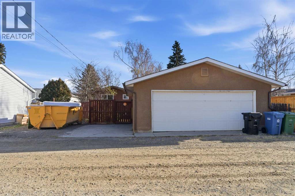 803 Forlee Drive Se, Calgary, Alberta  T2A 2E6 - Photo 38 - A2249645