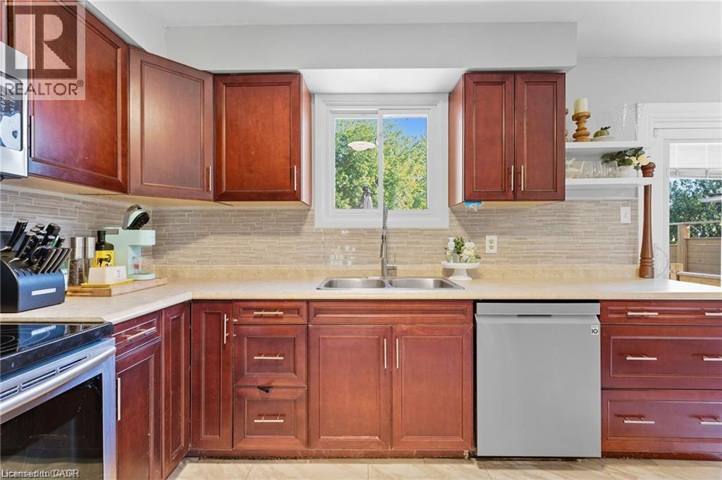 86 Sugar Maple Street, Kitchener, Ontario  N2N 1X7 - Photo 7 - 40787522