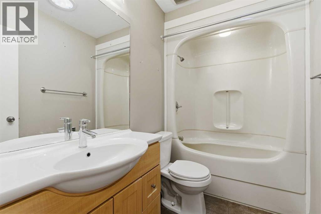 803 Forlee Drive Se, Calgary, Alberta  T2A 2E6 - Photo 25 - A2249645