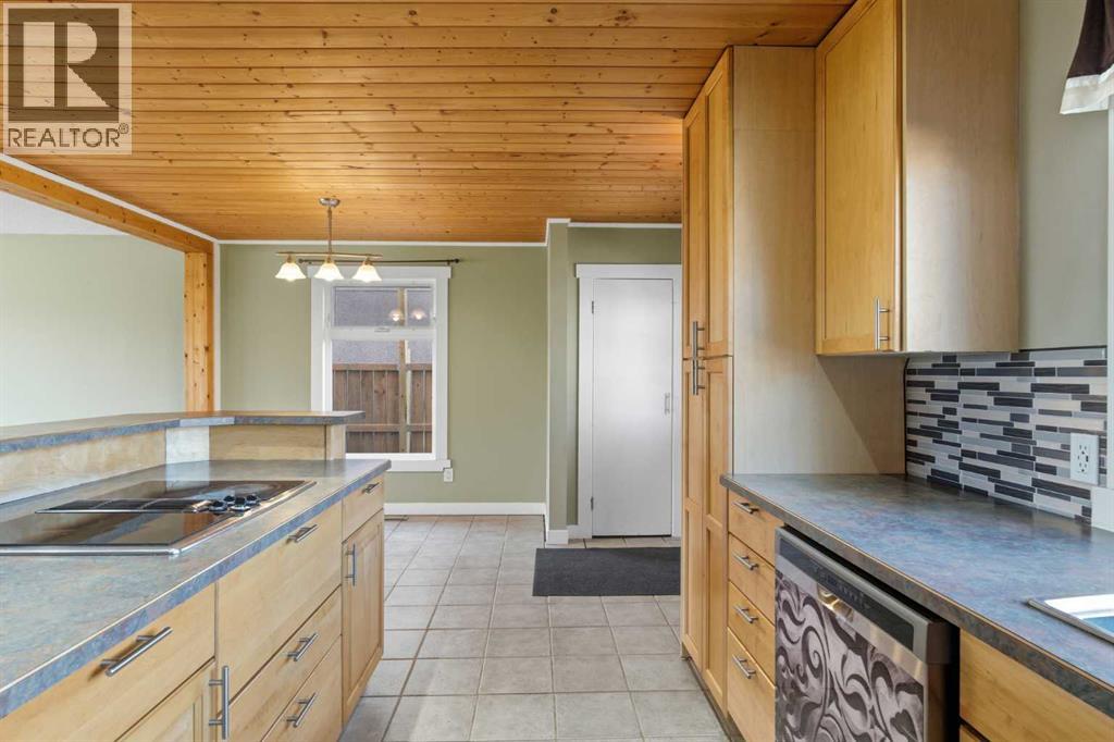 803 Forlee Drive Se, Calgary, Alberta  T2A 2E6 - Photo 8 - A2249645