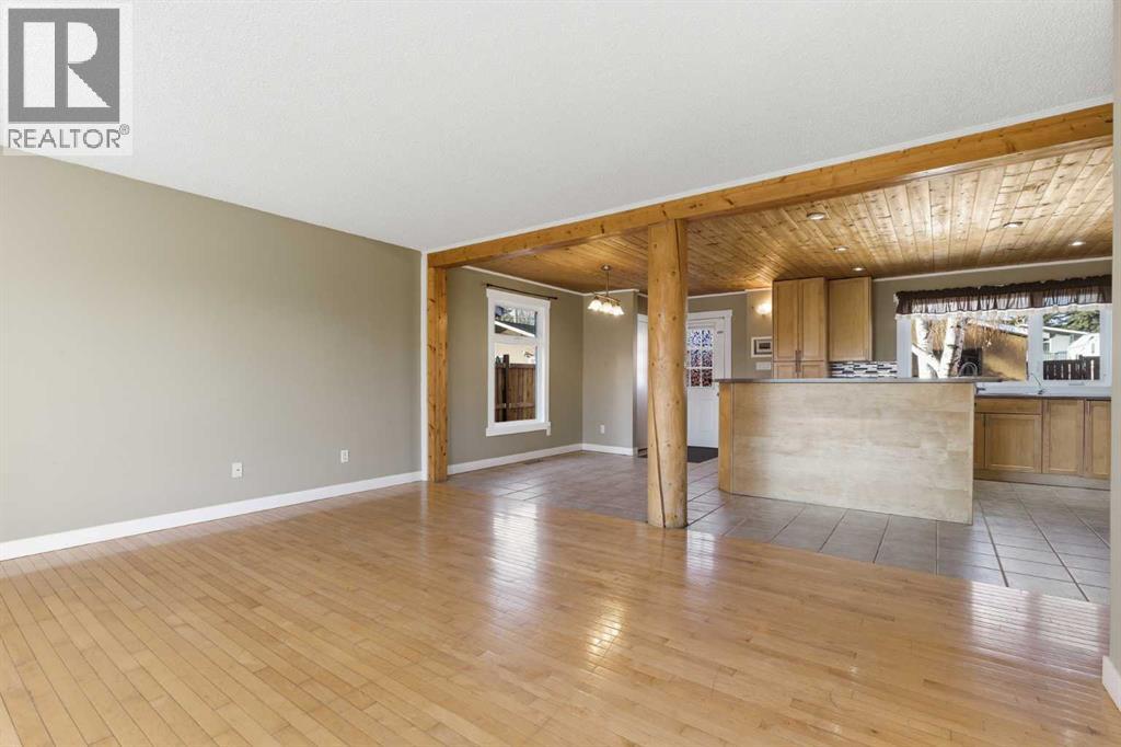 803 Forlee Drive Se, Calgary, Alberta  T2A 2E6 - Photo 6 - A2249645