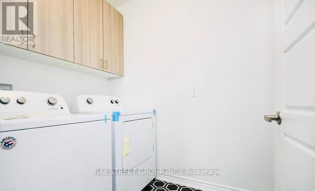 29 - 980 Logan Drive, Milton, Ontario  L9E 1T1 - Photo 11 - W12535346