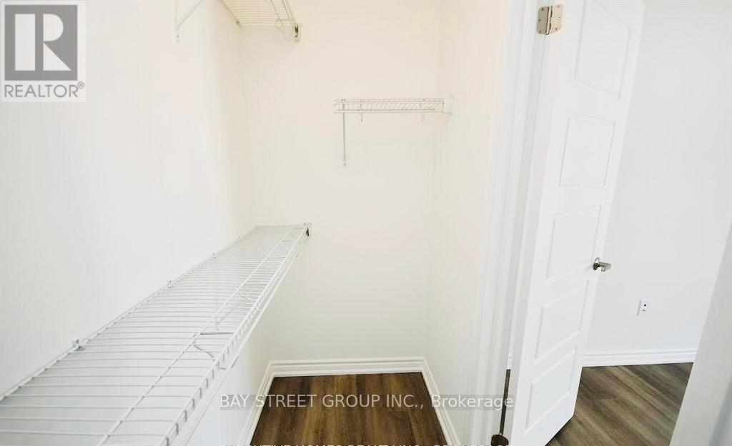 29 - 980 Logan Drive, Milton, Ontario  L9E 1T1 - Photo 14 - W12535346