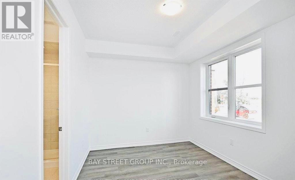 29 - 980 Logan Drive, Milton, Ontario  L9E 1T1 - Photo 20 - W12535346