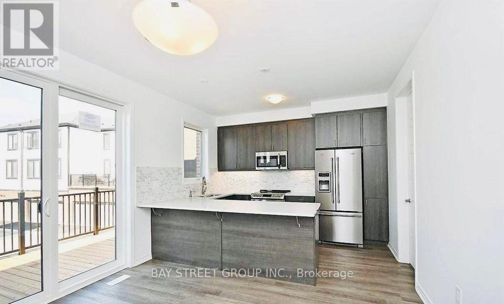 29 - 980 Logan Drive, Milton, Ontario  L9E 1T1 - Photo 3 - W12535346