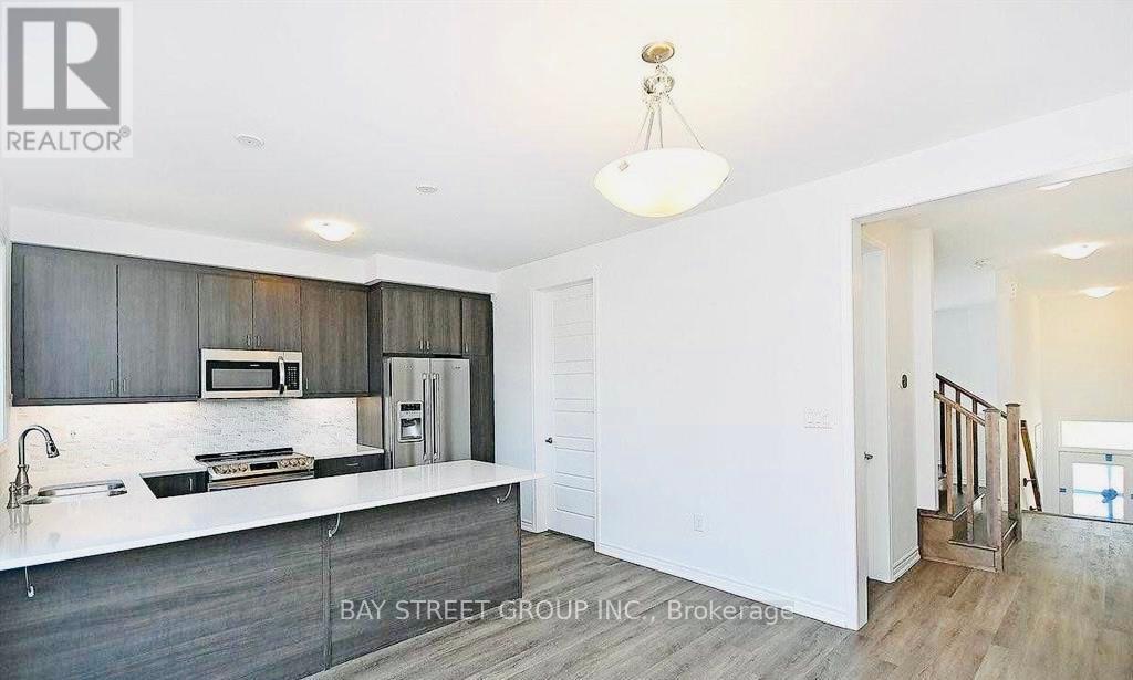 29 - 980 Logan Drive, Milton, Ontario  L9E 1T1 - Photo 4 - W12535346