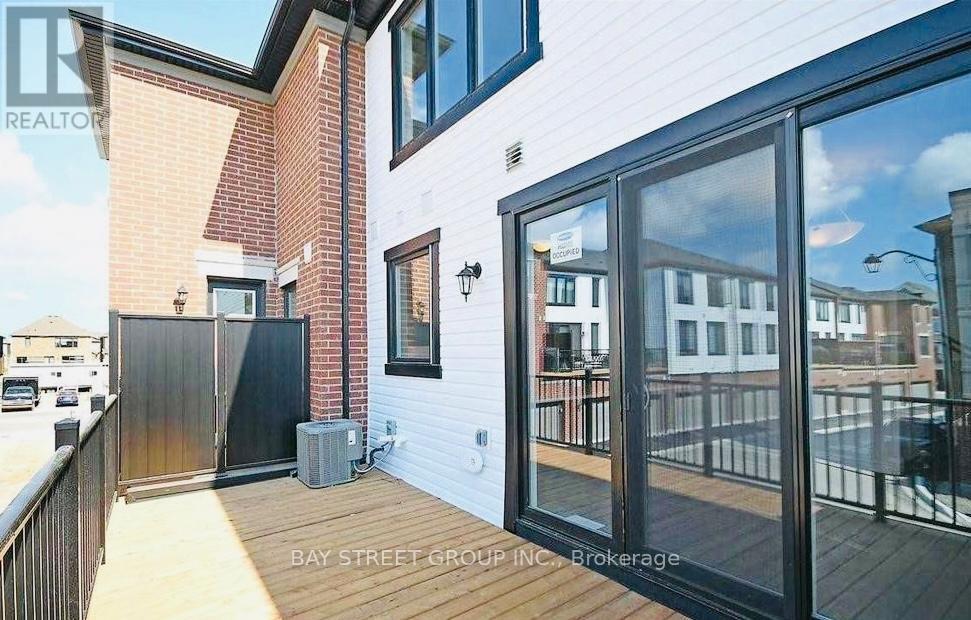 29 - 980 Logan Drive, Milton, Ontario  L9E 1T1 - Photo 8 - W12535346