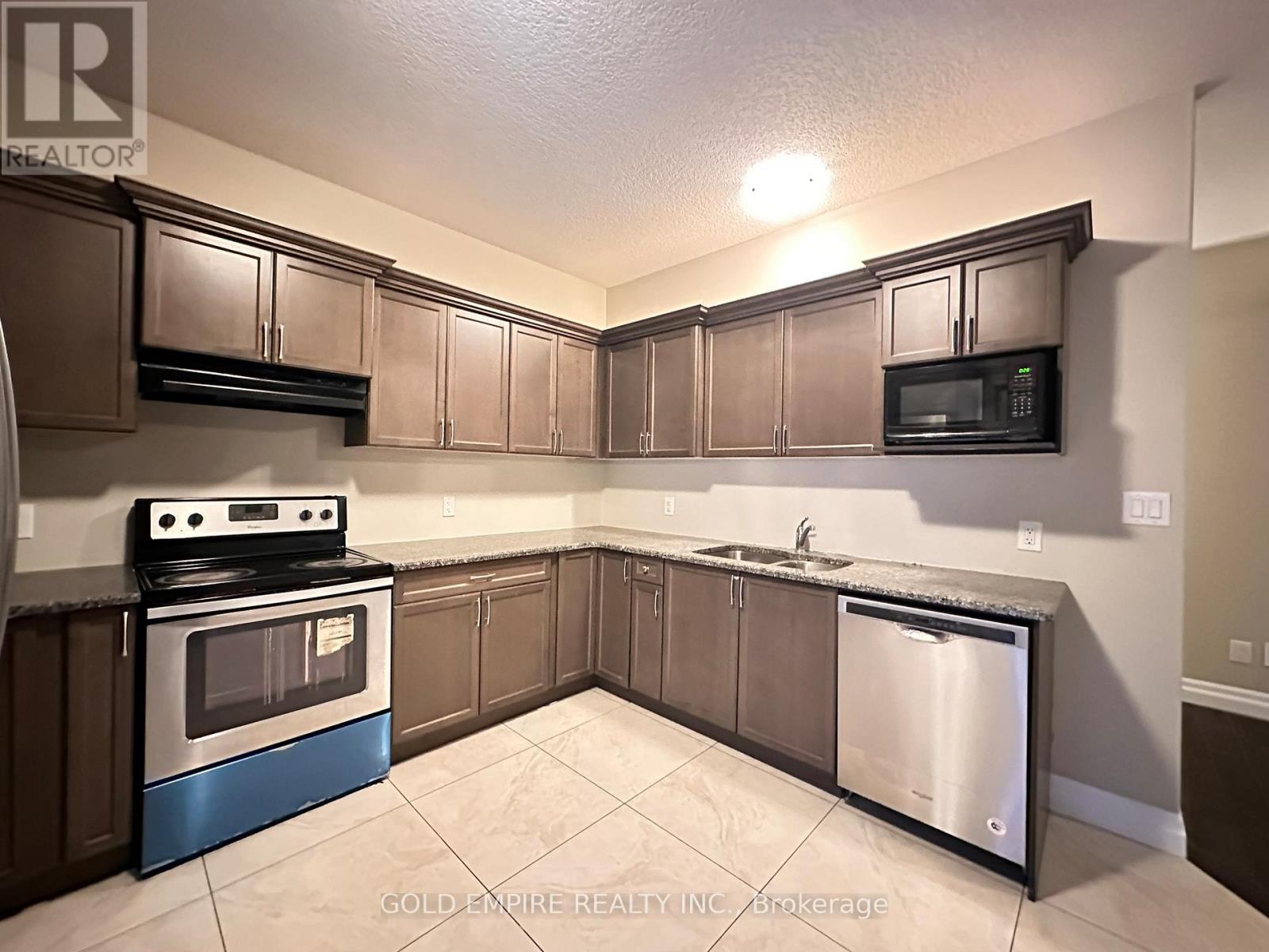 817 Killarney Drive, London North, Ontario  N5X 0C7 - Photo 18 - X12535380