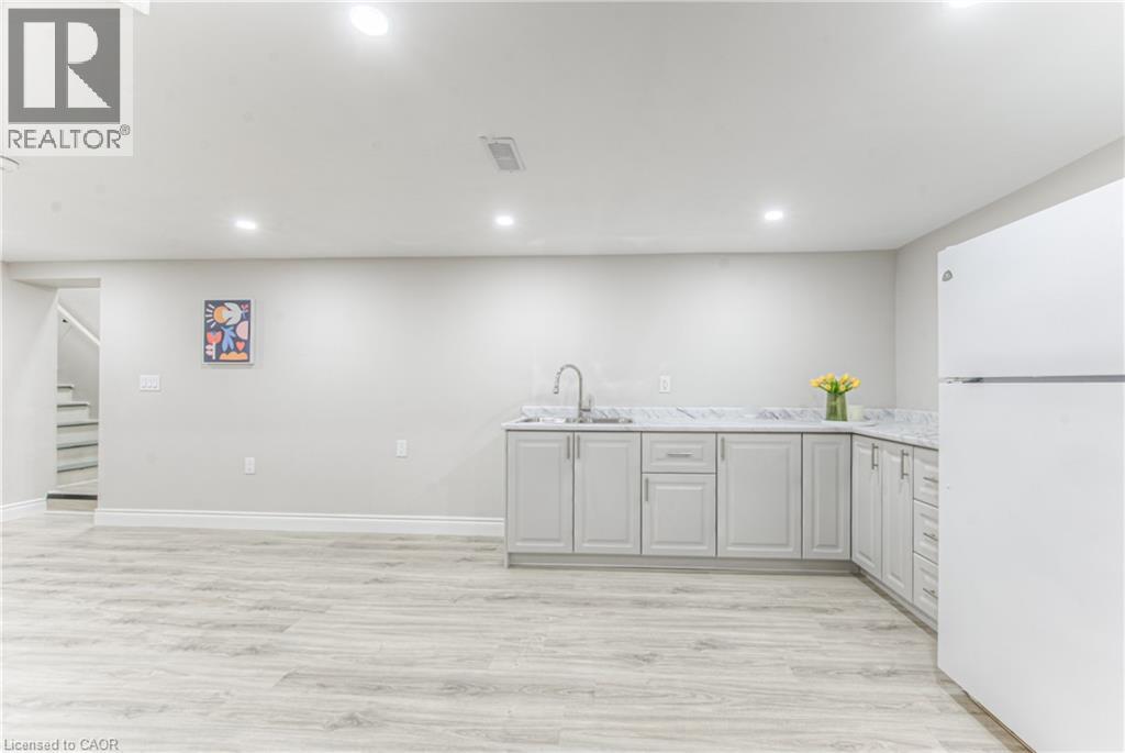 271 Bedford Road, Kitchener, Ontario  N2G 3A7 - Photo 37 - 40758442