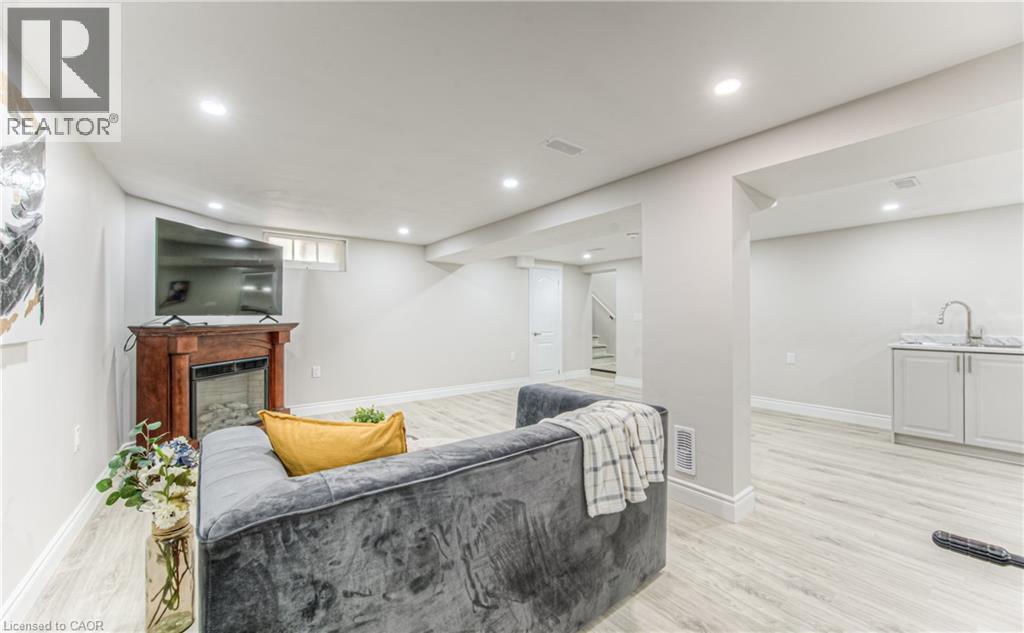 271 Bedford Road, Kitchener, Ontario  N2G 3A7 - Photo 39 - 40758442