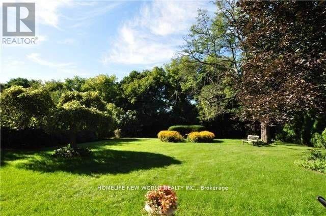 79 Alamosa Drive, Toronto, Ontario  M2J 2N8 - Photo 17 - C12535142