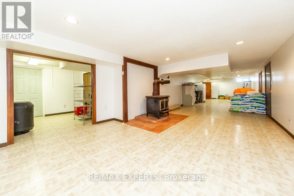 7440 17th Side Road, King, Ontario  L0G 1T0 - Photo 37 - N12535392