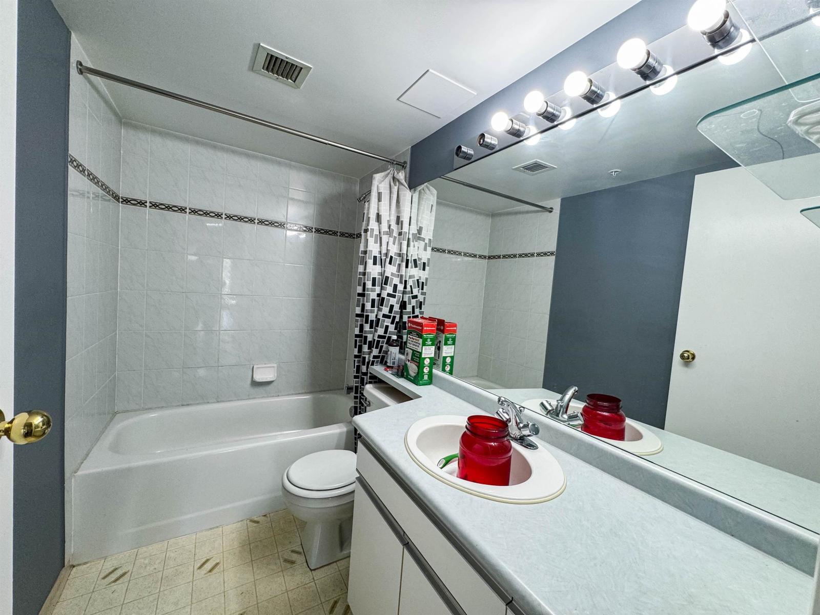 14820 104 Street, Surrey, British Columbia  V3R 0V9 - Photo 2 - R3057537