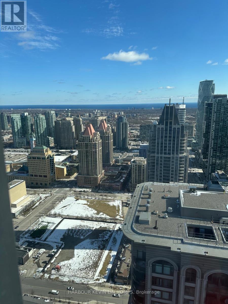 1606 - 395 Square One Drive, Mississauga, Ontario  L5B 0P6 - Photo 16 - W12535378