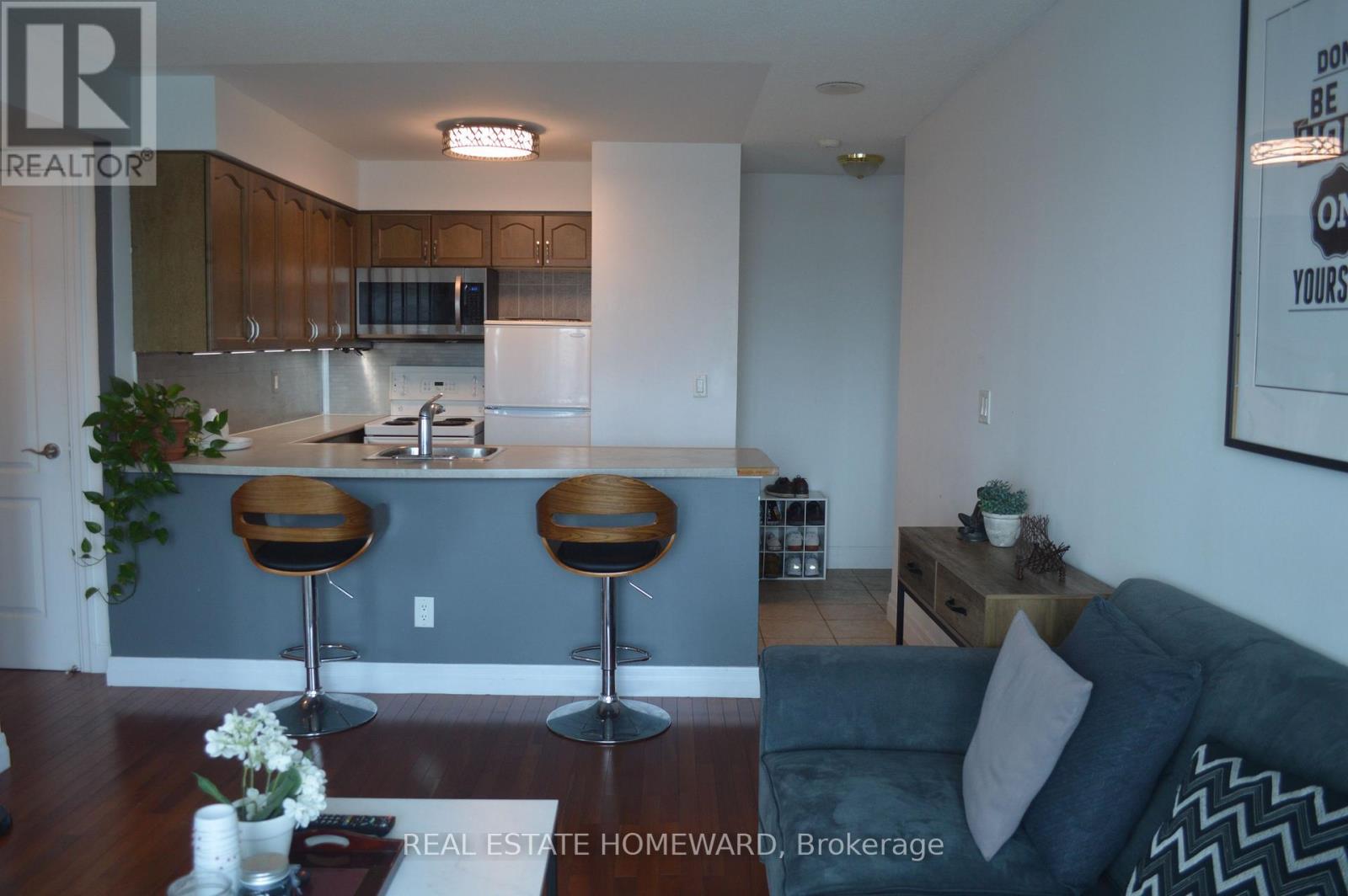 603 - 2121 Lakeshore Boulevard W, Toronto, Ontario  M8V 4E9 - Photo 6 - W12535396