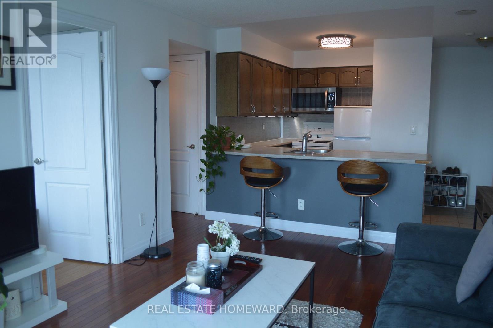 603 - 2121 Lakeshore Boulevard W, Toronto, Ontario  M8V 4E9 - Photo 8 - W12535396