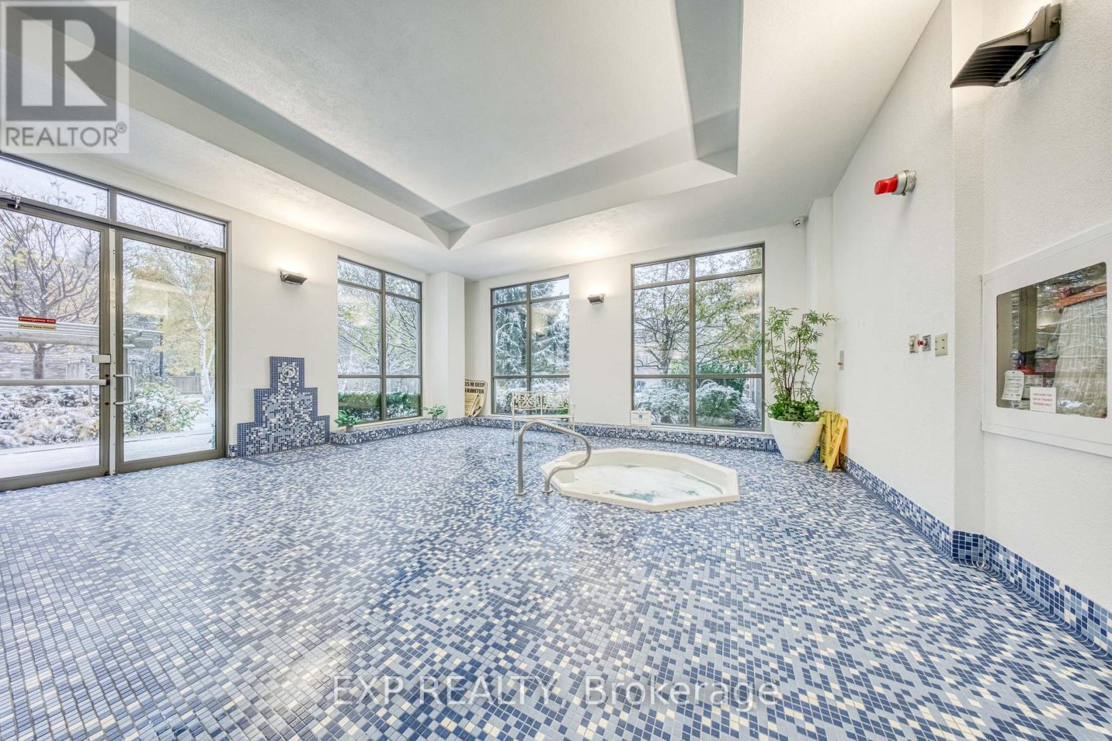 806 - 100 Promenade Circle, Vaughan, Ontario  L4J 7W7 - Photo 36 - N12534252