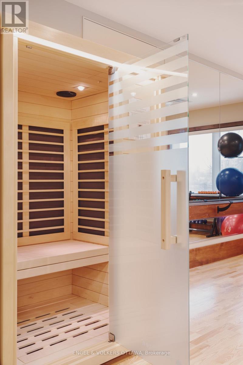 206 - 1050 Canadian Shield Avenue, Ottawa, Ontario  K2K 0C1 - Photo 6 - X12535404