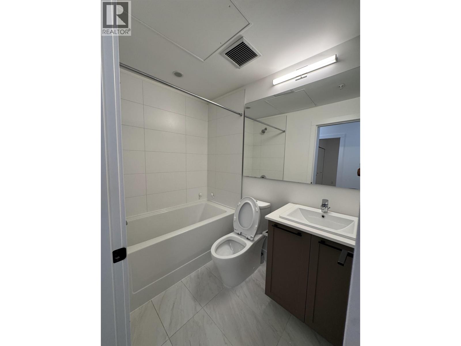 306 9228 SLOPE MEWS, Burnaby, British Columbia