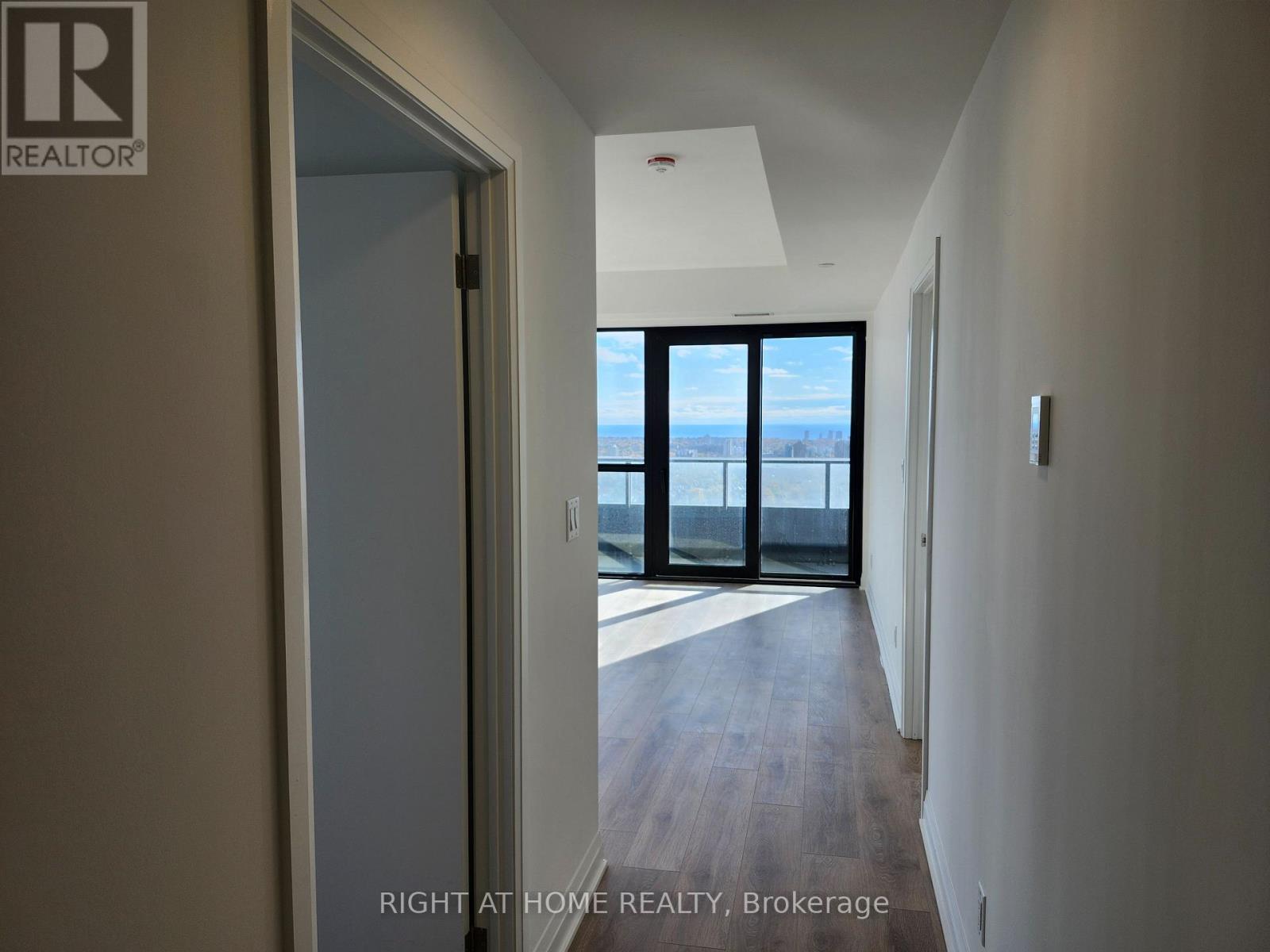 2602 - 4015 The Exchange Street, Mississauga, Ontario L5B 0N9 - Photo 25 - W12526290