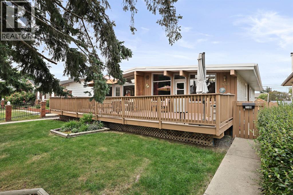 7132 & 7130 35 Avenue Nw, Calgary, Alberta  T3B 1S9 - Photo 2 - A2254325