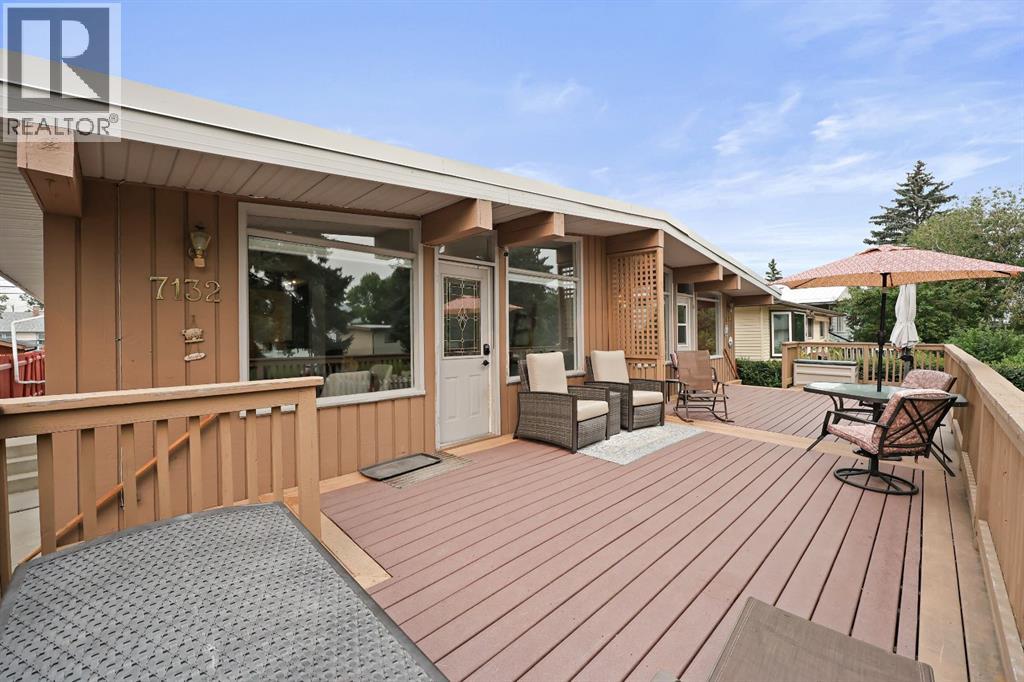 7132 & 7130 35 Avenue Nw, Calgary, Alberta  T3B 1S9 - Photo 3 - A2254325