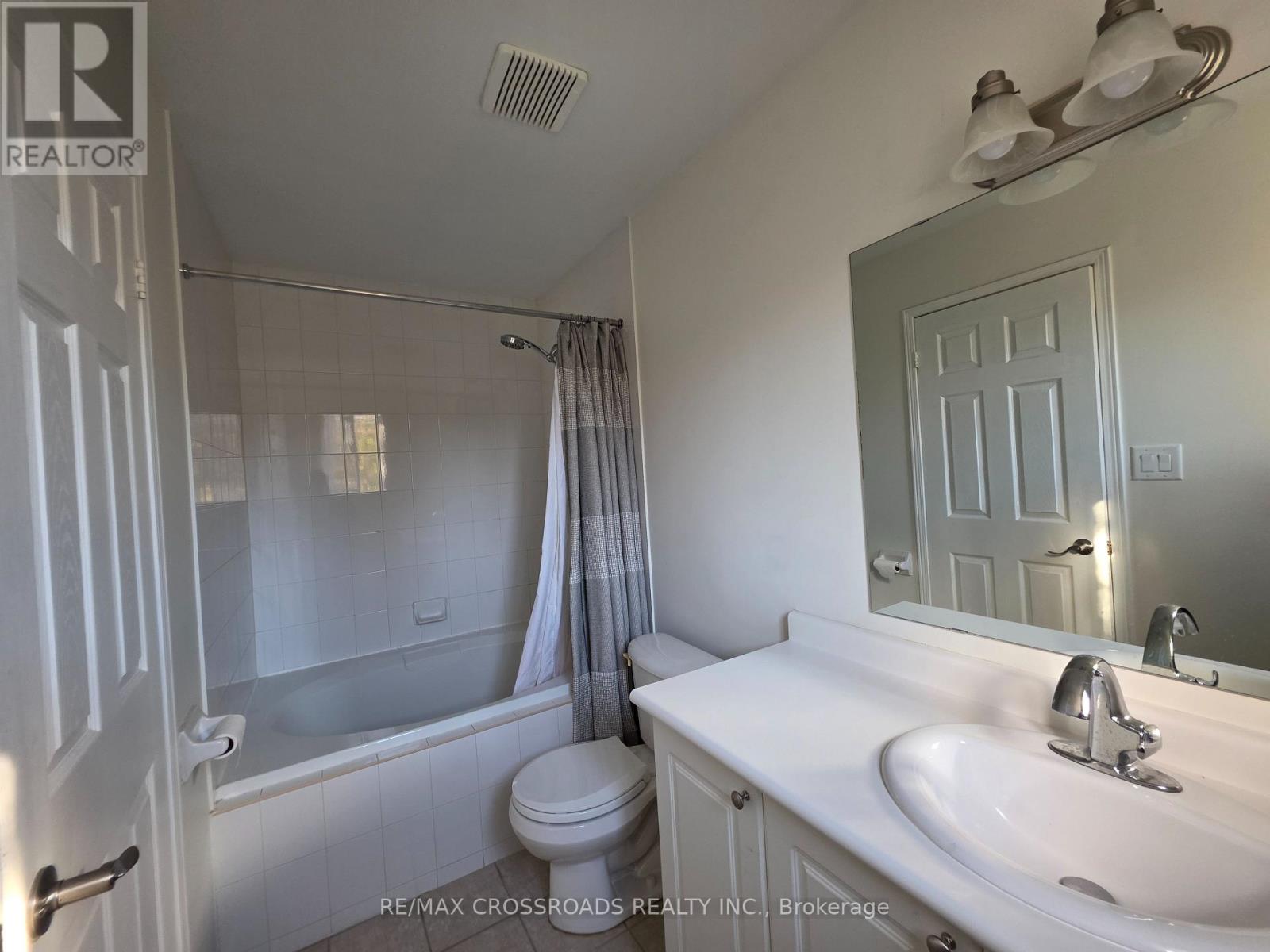 1725 Woodgate Trail, Oshawa, Ontario  L1G 8B4 - Photo 24 - E12535442