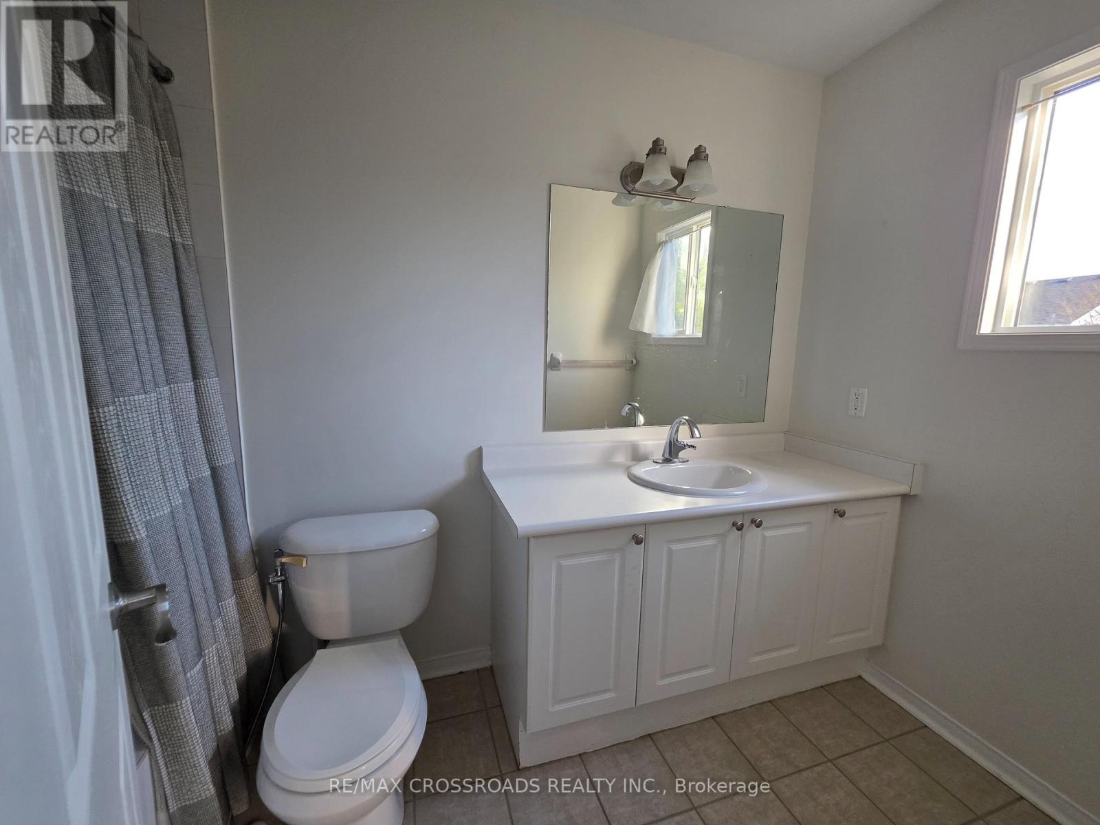 1725 Woodgate Trail, Oshawa, Ontario  L1G 8B4 - Photo 25 - E12535442