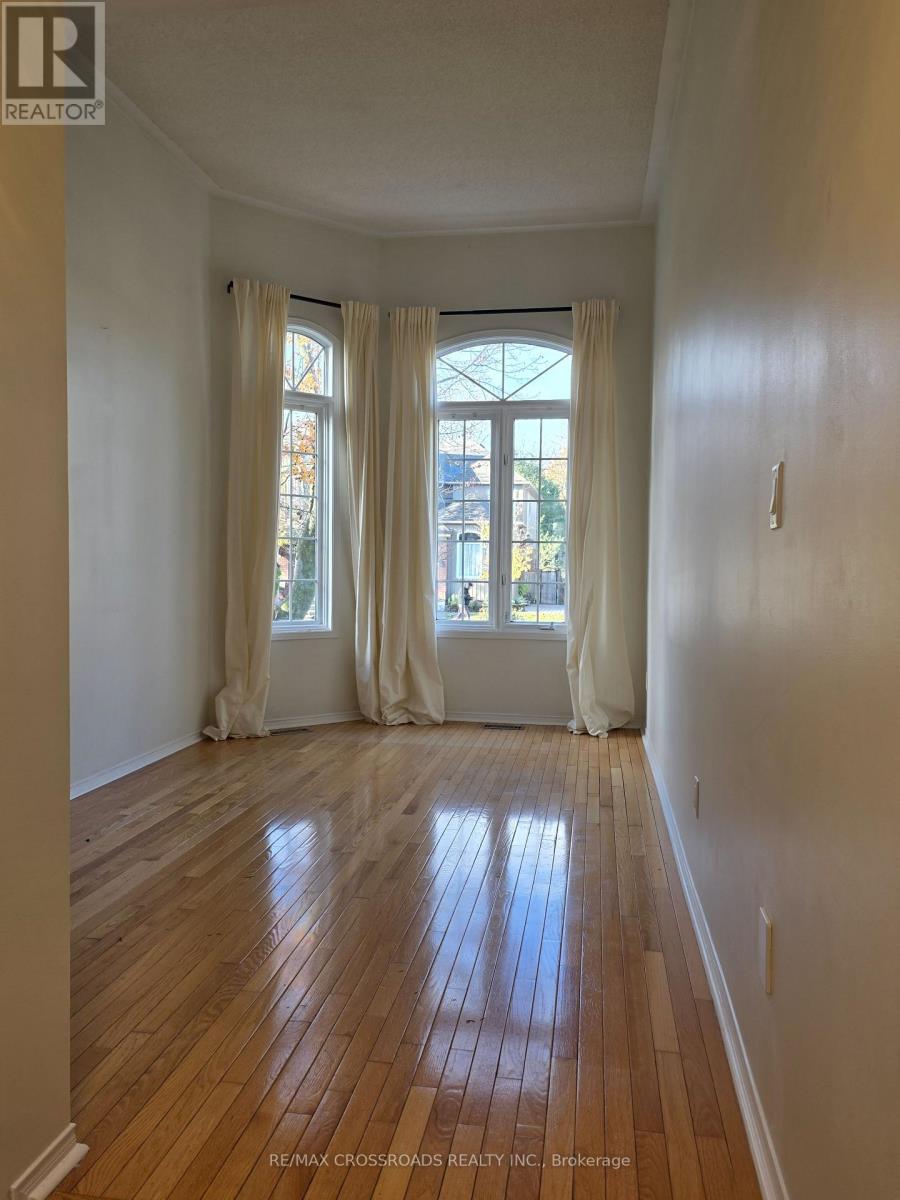 1725 Woodgate Trail, Oshawa, Ontario  L1G 8B4 - Photo 5 - E12535442