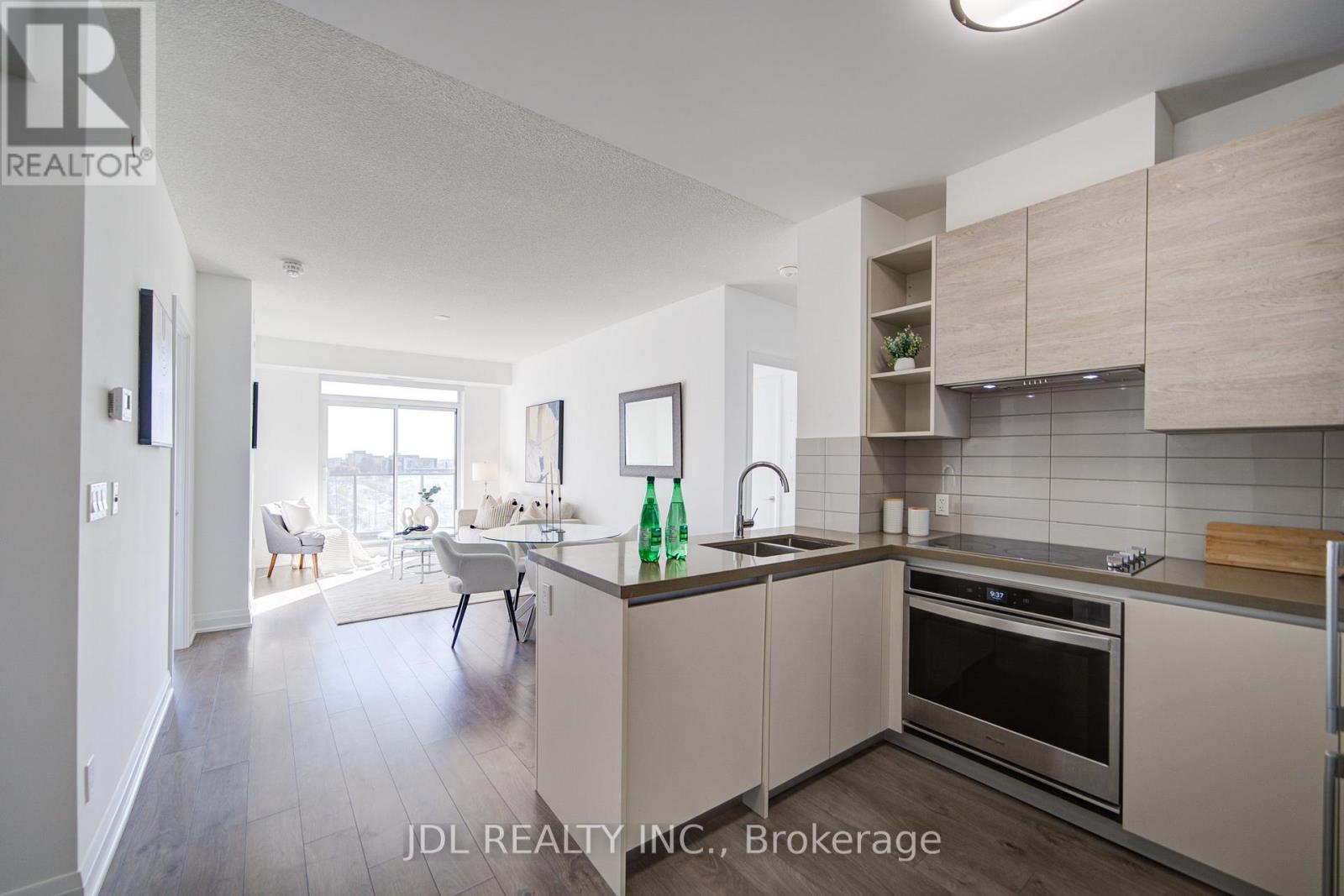 803 - 398 Highway 7 E, Richmond Hill, Ontario  L4B 0G6 - Photo 14 - N12420467