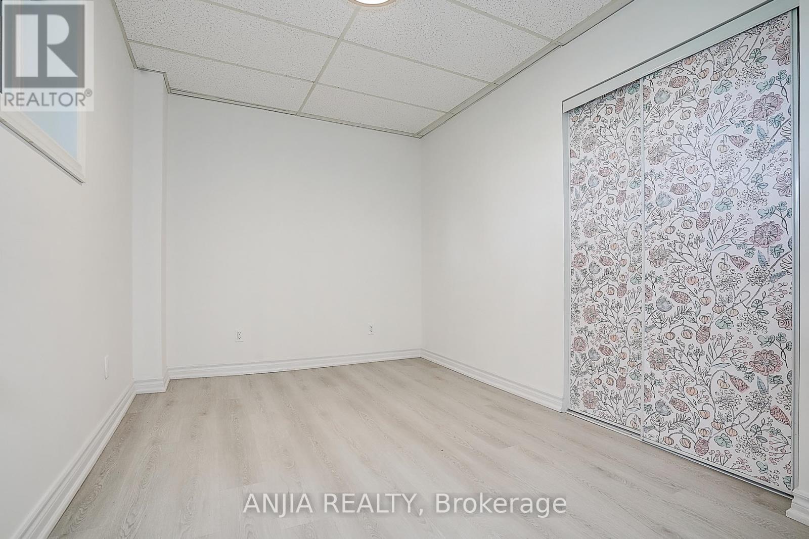 (Lower Level)40 Foxglove Court, Markham, Ontario  L3R 3Y3 - Photo 3 - N12535410