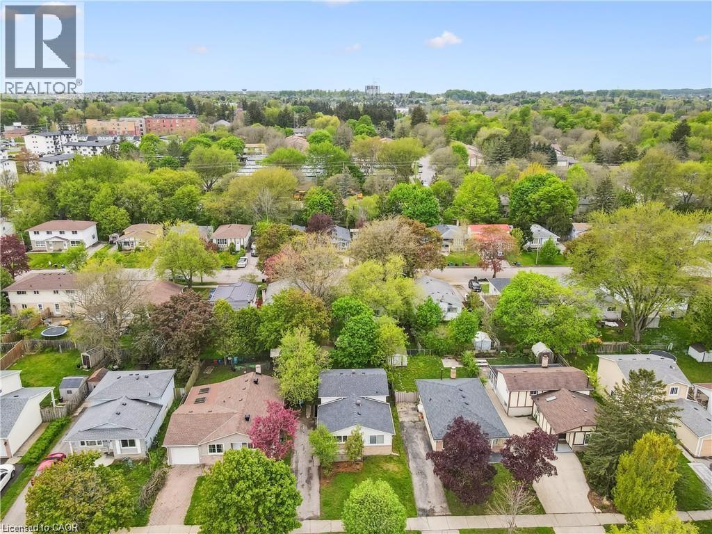 53 Karen Walk Unit# Upper, Waterloo, Ontario N2L 5X1 - Photo 3 - 40786887