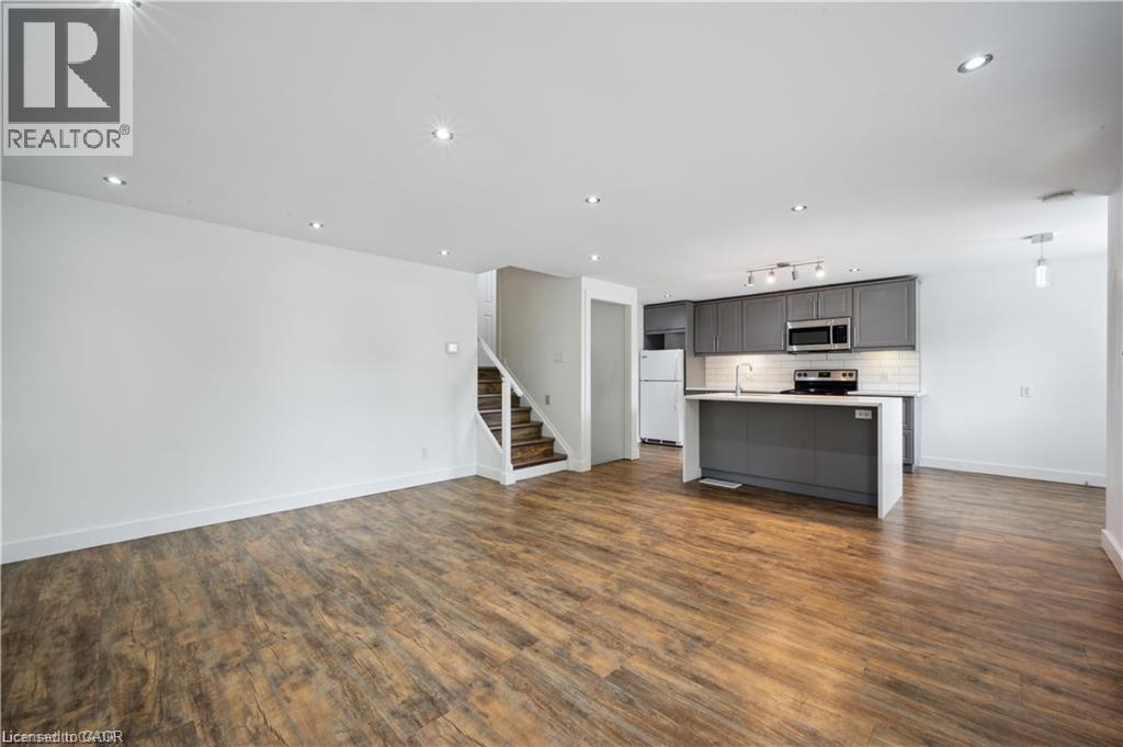 53 Karen Walk Unit# Upper, Waterloo, Ontario N2L 5X1 - Photo 7 - 40786887