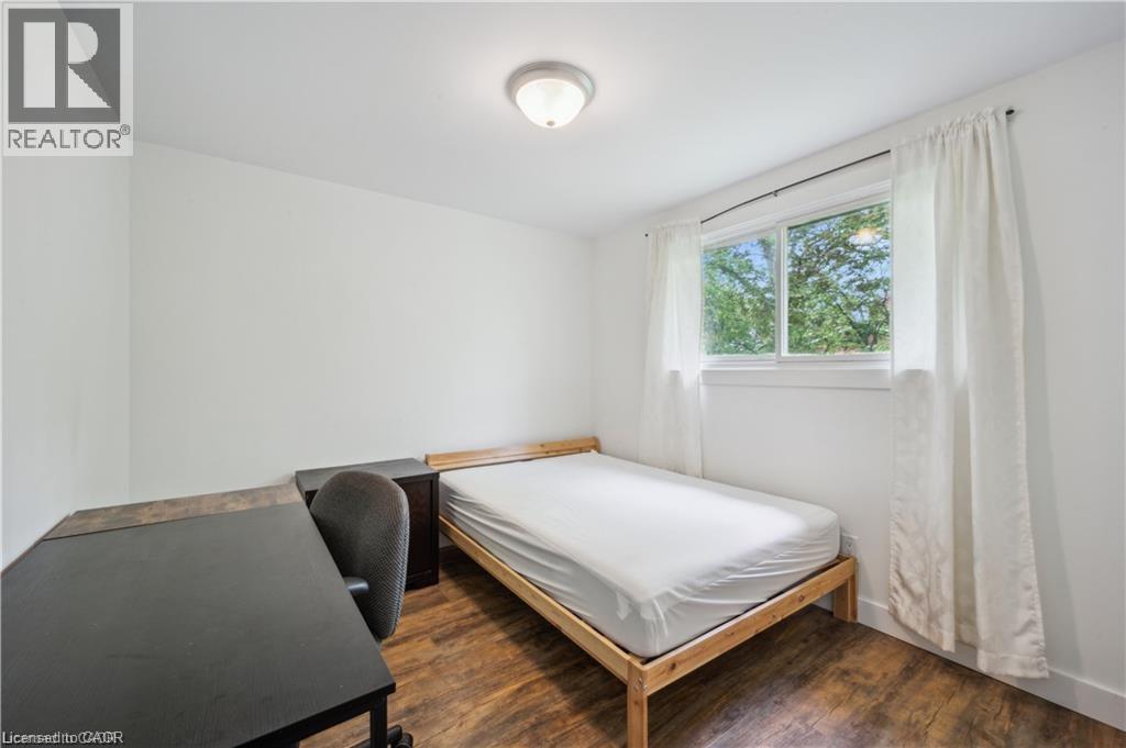 53 Karen Walk Unit# Upper, Waterloo, Ontario N2L 5X1 - Photo 21 - 40786887