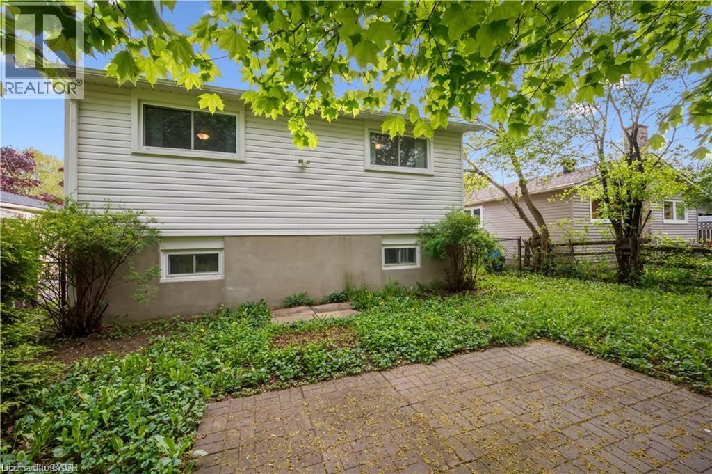 53 Karen Walk Unit# Upper, Waterloo, Ontario N2L 5X1 - Photo 36 - 40786887