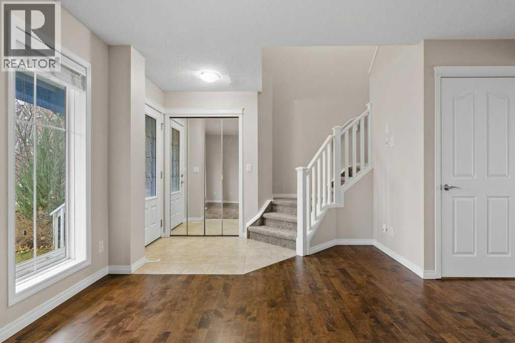 32 New Brighton Court Se, Calgary, Alberta  T2Z 0Y1 - Photo 5 - A2268801