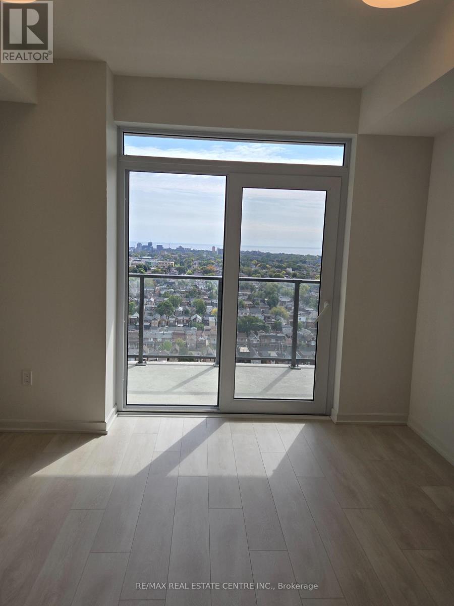 1901 - 1285 Dupont Street, Toronto, Ontario  M6H 0E3 - Photo 4 - W12535424