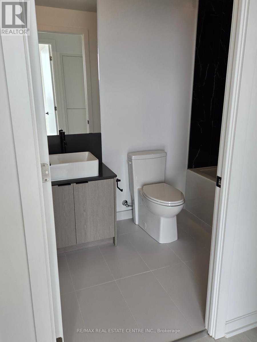 1901 - 1285 Dupont Street, Toronto, Ontario  M6H 0E3 - Photo 8 - W12535424