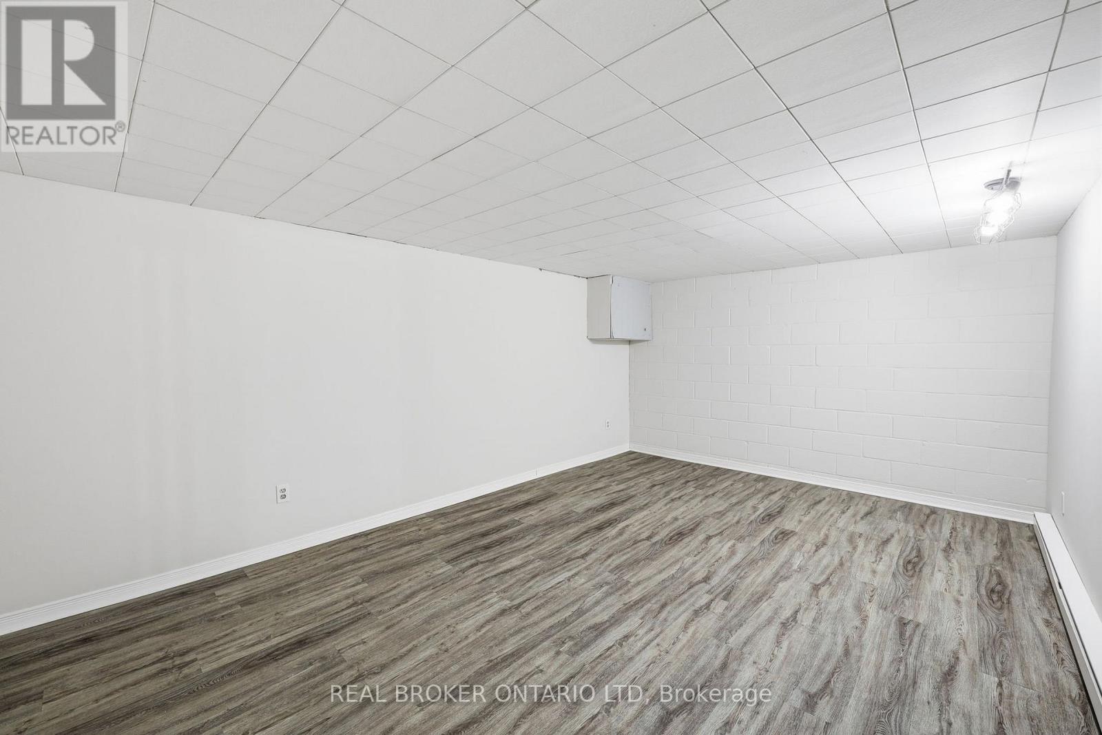 25 - 166 Southdale Road W, London South, Ontario  N6J 2J1 - Photo 33 - X12535452