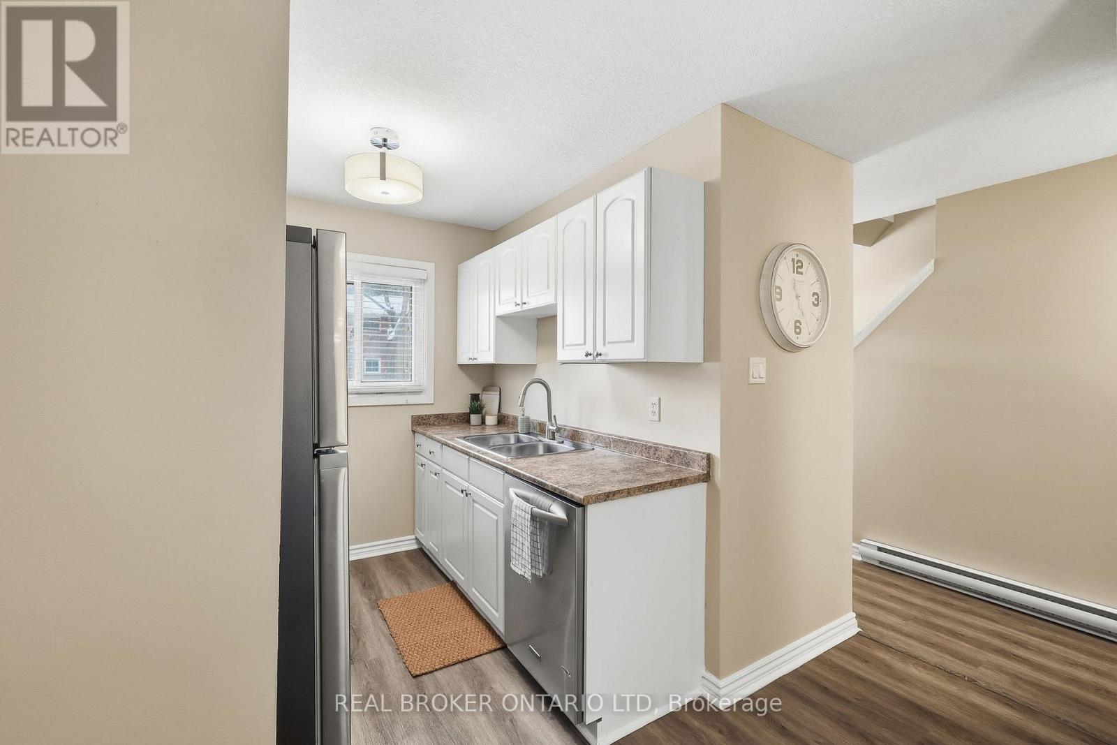 25 - 166 Southdale Road W, London South, Ontario  N6J 2J1 - Photo 6 - X12535452