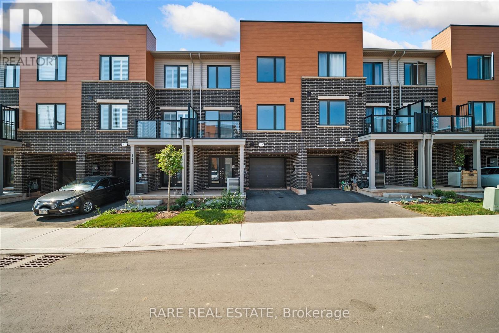 112 DRYDEN LANE, Hamilton, Ontario