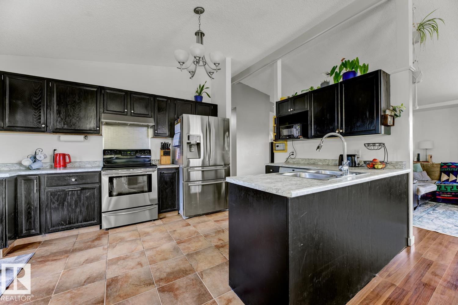 4806 42 Av, Beaumont, Alberta  T4X 1E9 - Photo 28 - E4465420