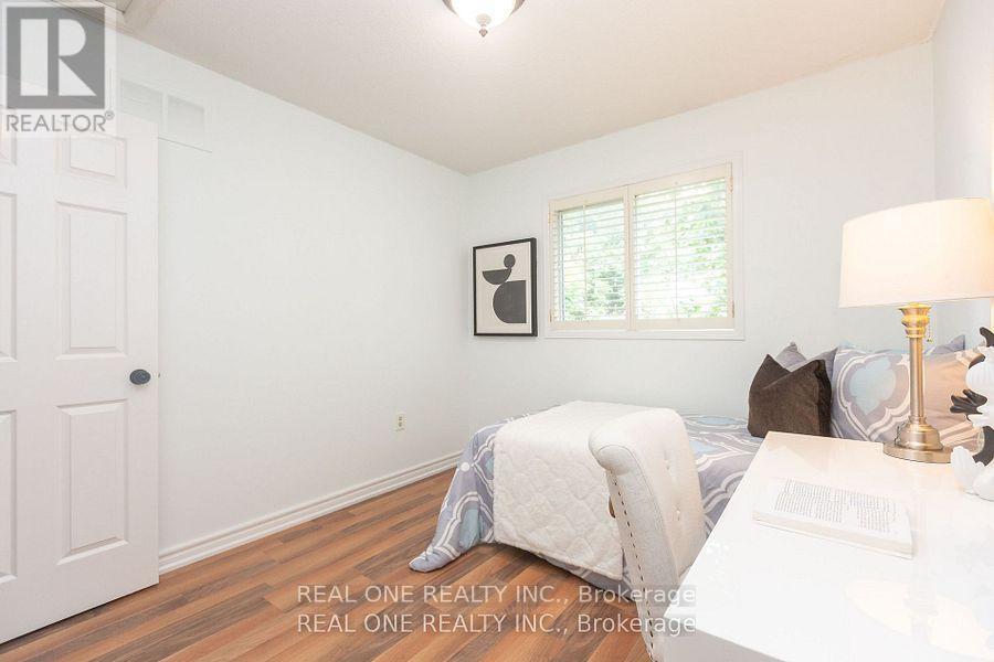 31 Cougar Court, Richmond Hill, Ontario  L4S 1H7 - Photo 24 - N12535444